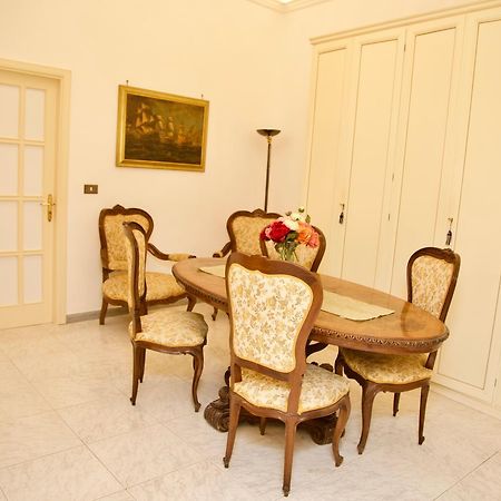 Bed and Breakfast La Terrazza Di Dante Neapel Exterior foto