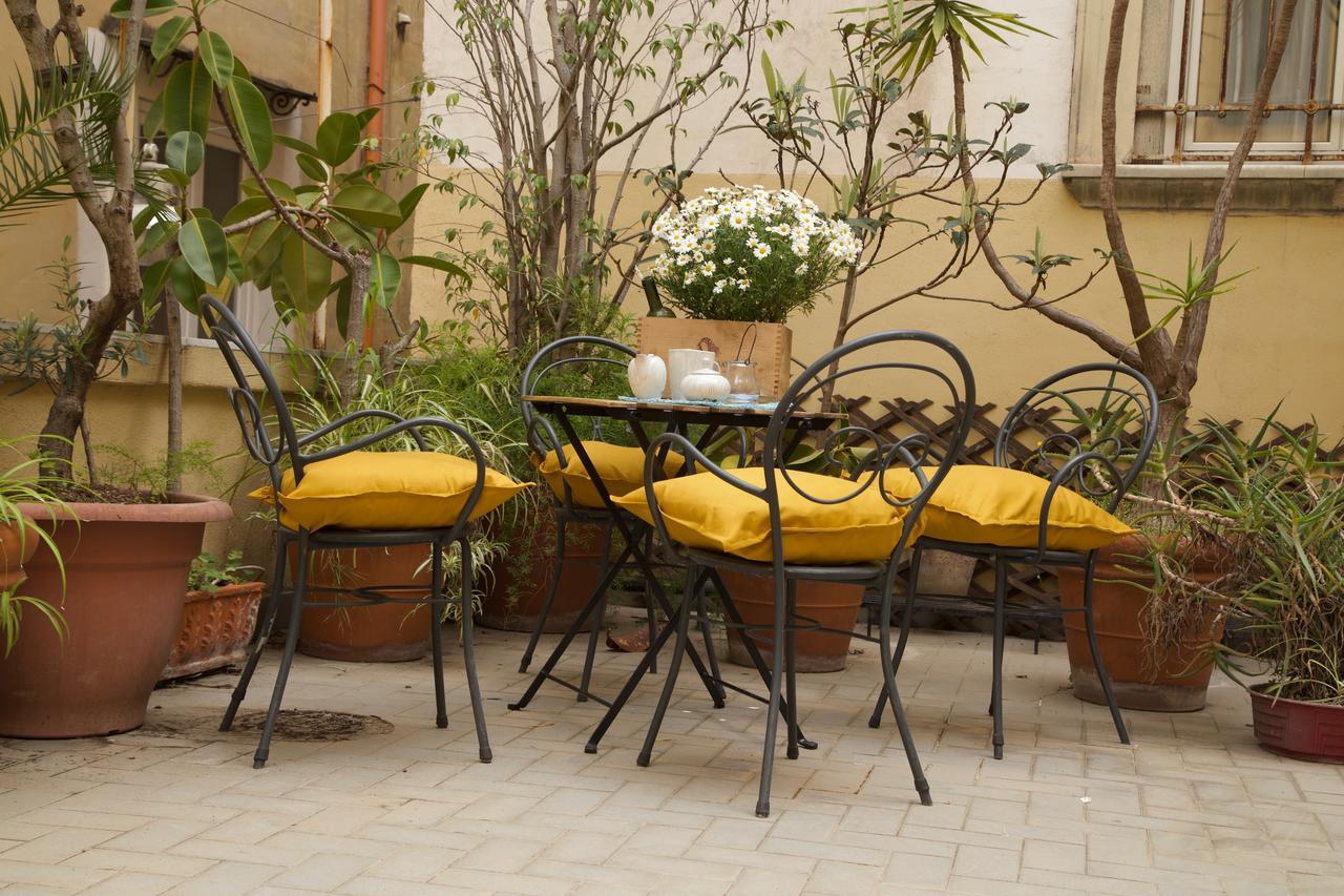 Bed and Breakfast La Terrazza Di Dante Neapel Exterior foto