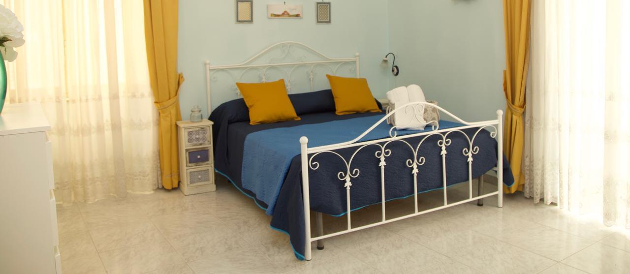 Bed and Breakfast La Terrazza Di Dante Neapel Exterior foto