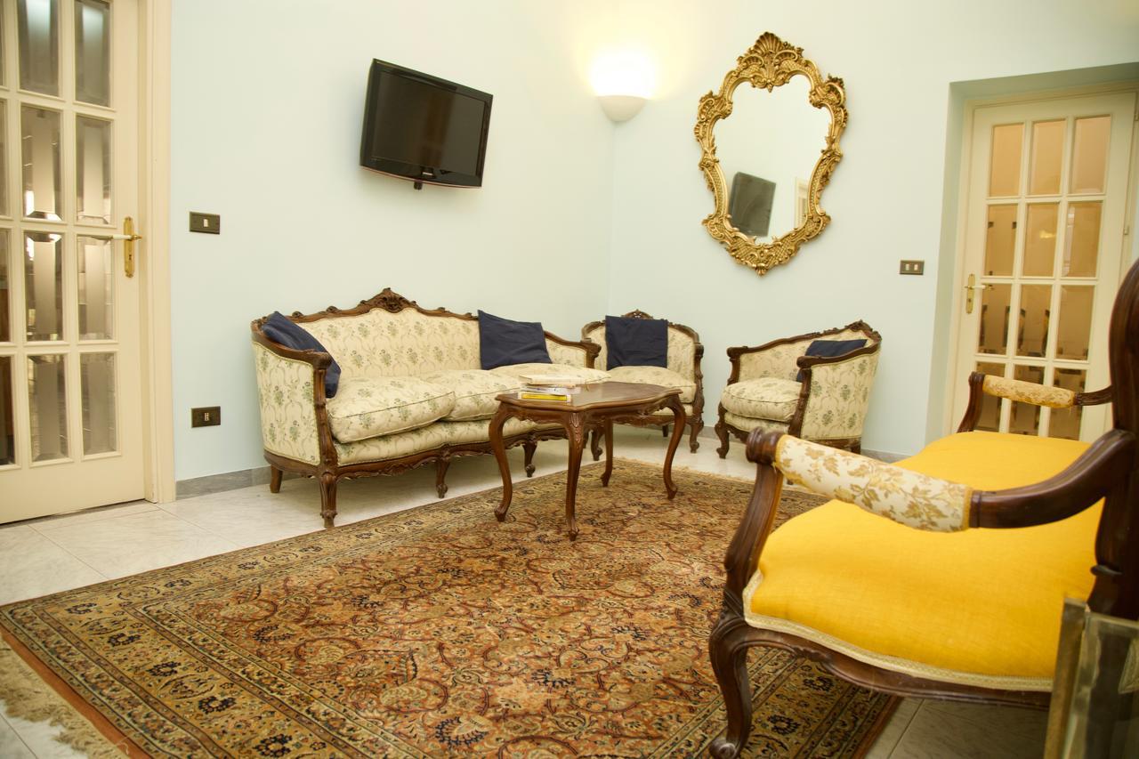 Bed and Breakfast La Terrazza Di Dante Neapel Exterior foto