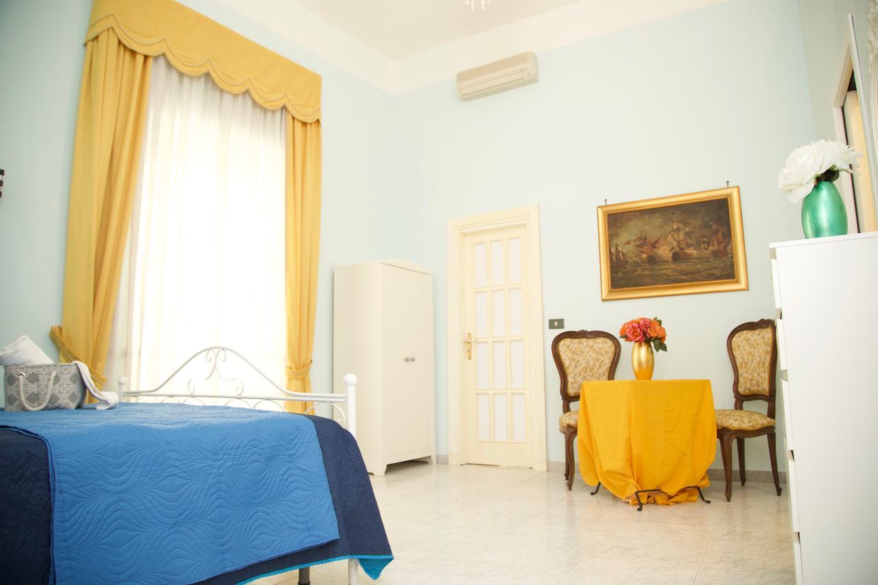 Bed and Breakfast La Terrazza Di Dante Neapel Exterior foto