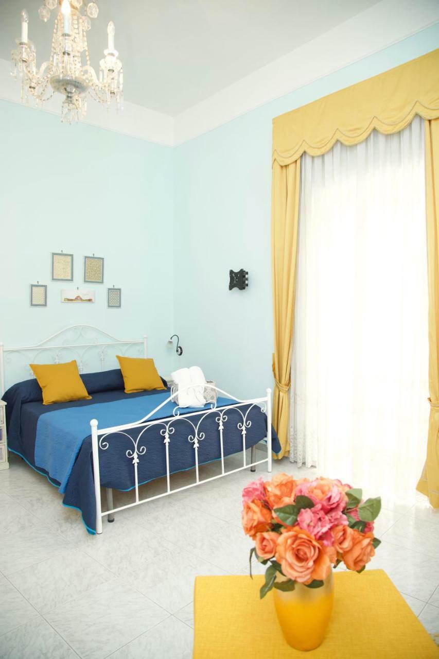 Bed and Breakfast La Terrazza Di Dante Neapel Exterior foto